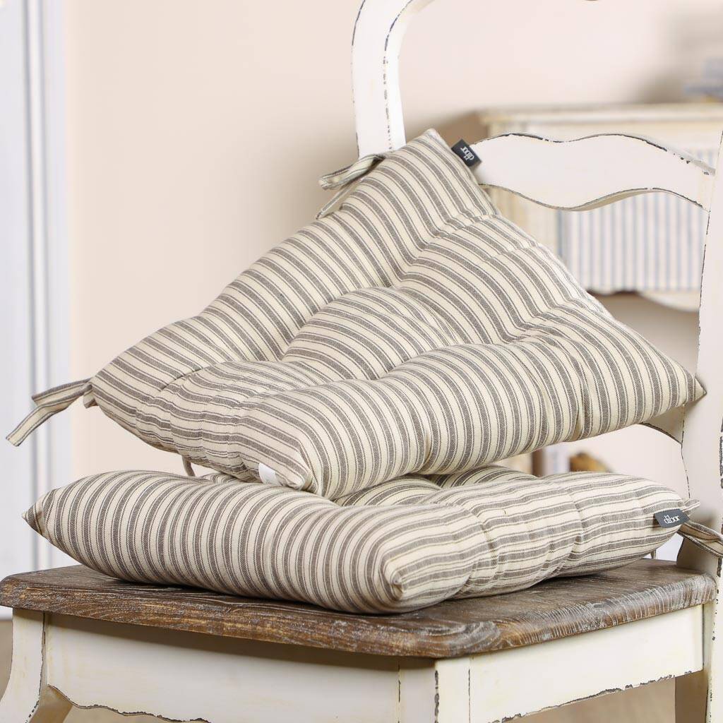 Cream Color Chair Pads Beddings - Vigour Impex